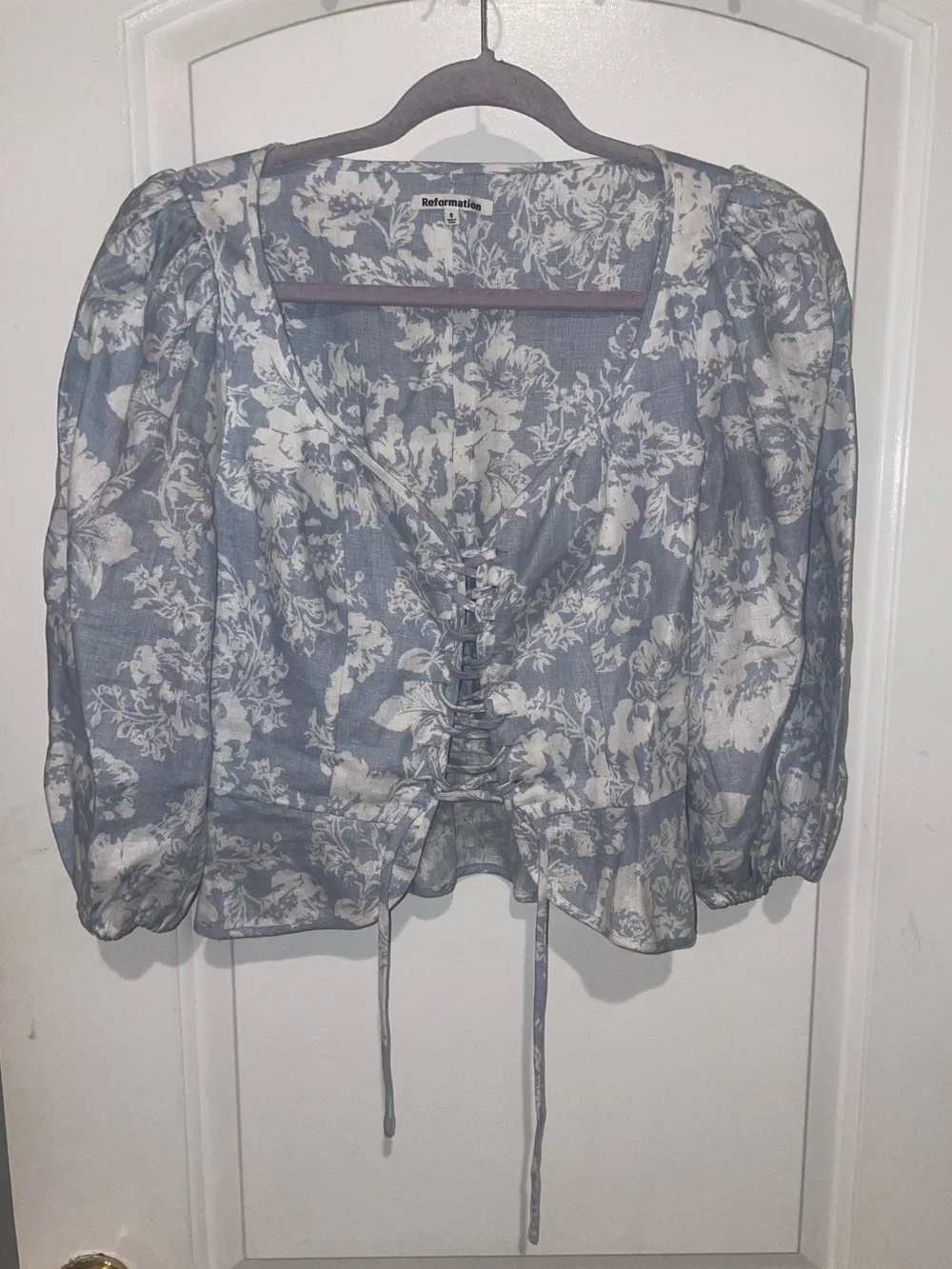 New! Reformation Barrett Linen Lace-Up Floral Top in Blue & White 🩵 Size 6